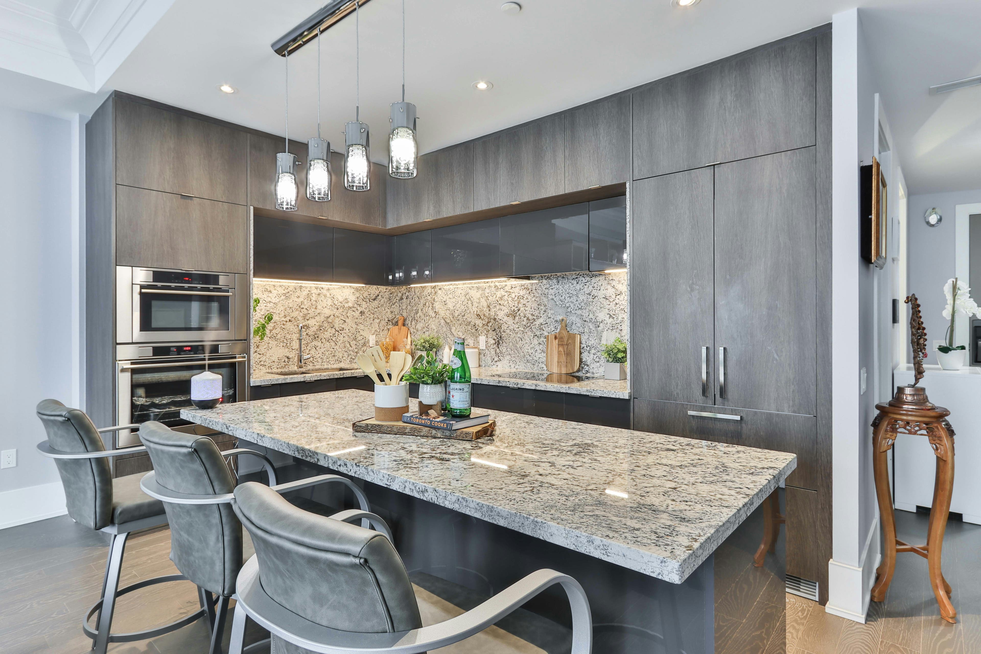 Transform your commercial builds from ordinary to extraordinary with curated appliance packages that appeal to every lifestyle. Stand out in a crowded market by offering tailored solutions that elevate your property's desirability and value.