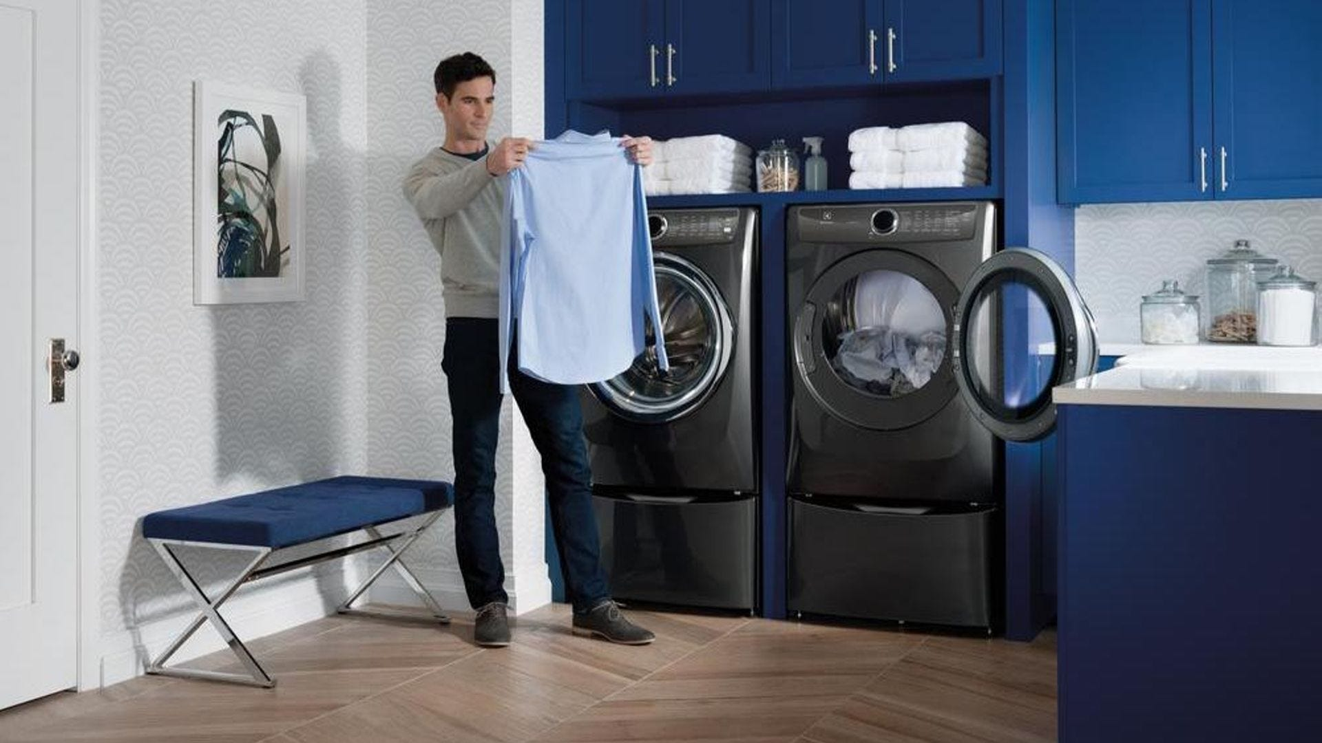 Discover the best washer and dryer sets of 2025, including top-rated models like LG WM8900HBA, GE GFW850SPNRS, and Samsung WF53BB8900AD—performance meets innovation!