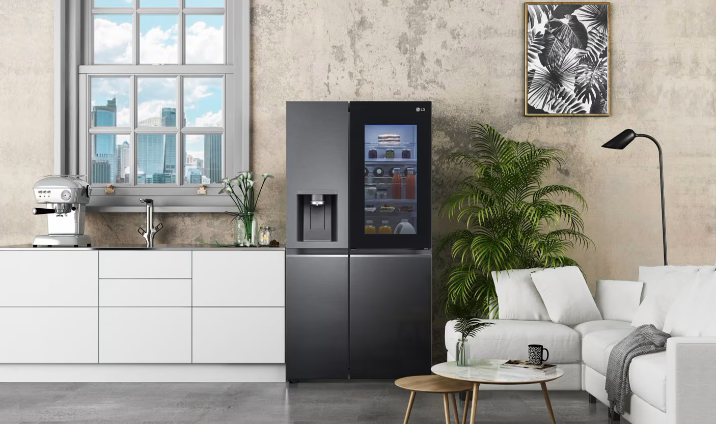 Explore the future of refrigeration with smart features and innovations that enhance convenience, efficiency, and food preservation.