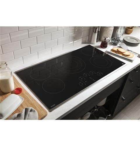 GE PP9030SJSS Five Radiant Cooking Elements