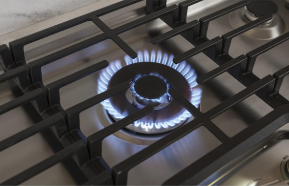 Cafe CGP9530SLSS 20,000 Btu Tri-ring Burner