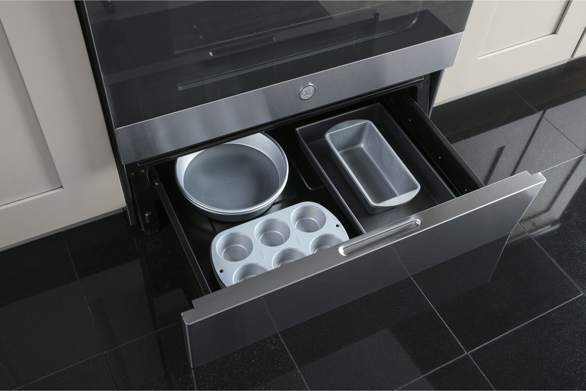 Removable Full-width Storage Drawer