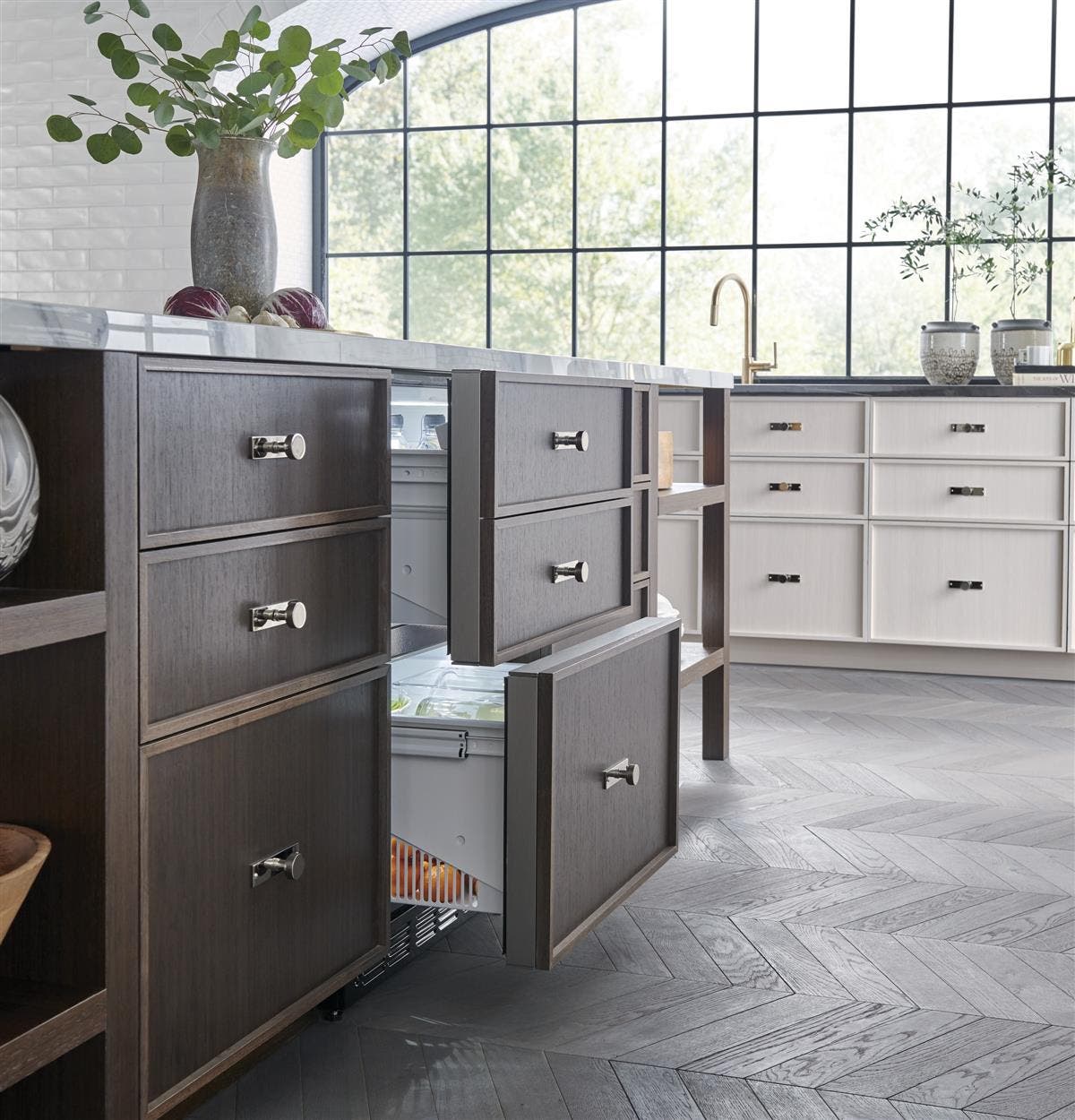 Monogram ZIDI240HII Custom Panel And Handle Required