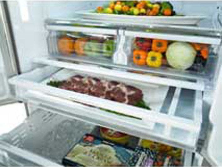 Samsung RF263BEAEWW Coolselect Pantry