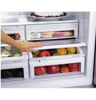 Monogram ZICS360NNRH Humidity Controlled Vegetable Compartments And Sealed Snack Pans