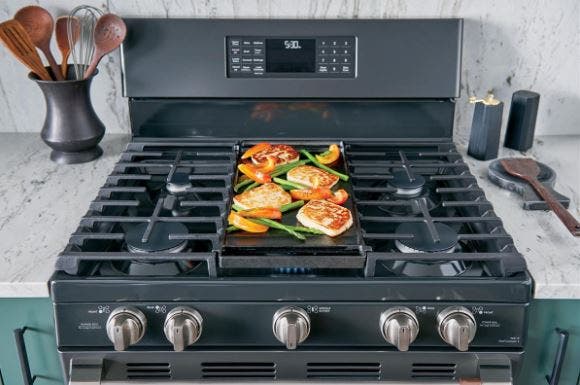 Cafe CGB500P2MS1 Extra-large Griddle Sets The Stage For Your Culinary Skills
