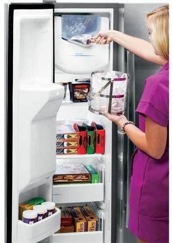 GE GSE25HGHWW Arctica Icemaker