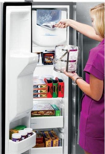 GE GSS25GGHBB Arctica Icemaker