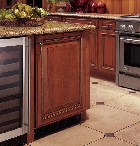 Monogram ZIBI240HII Custom Panel And Handle Required