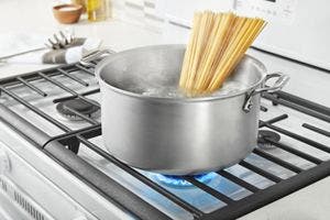 Whirlpool WFG775H0HV Speedheat Burner