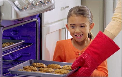 LG LSE4616BD Baked To Perfection On Every Rack, Every Time