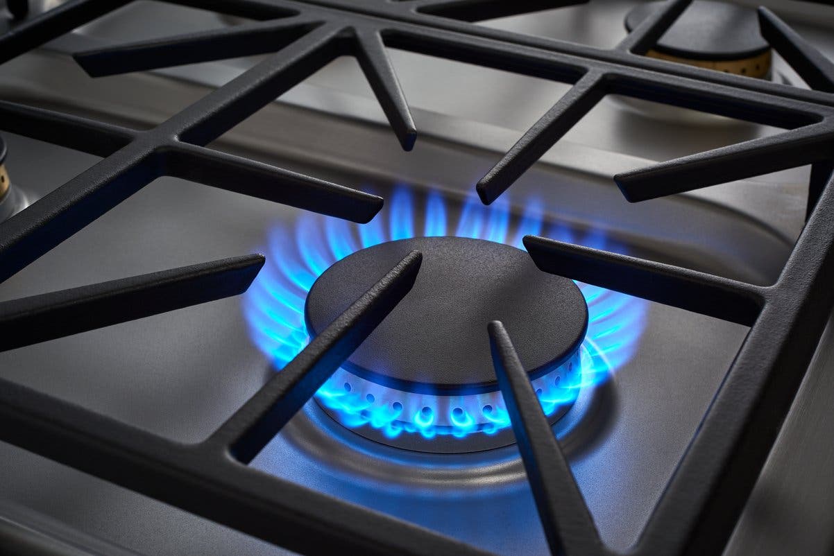 Dacor DTG36P875NS Dual-valve Simmersear Burners