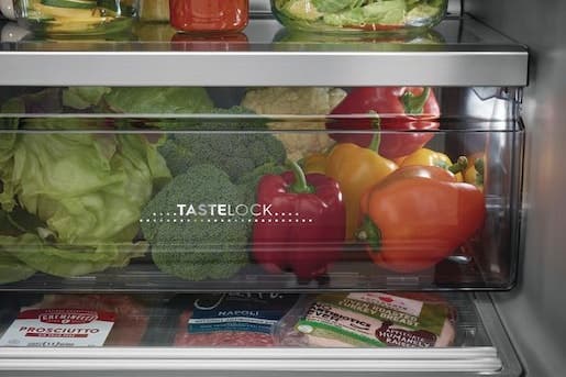 Electrolux ERMC2295AS Tastelock Crisper Drawers With Auto-humidity Control