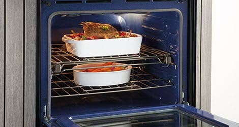 Electrolux EI30EW48TS Large Oven Capacity