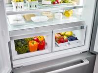 Bosch B36CT81SNS Full-width Chiller Drawer