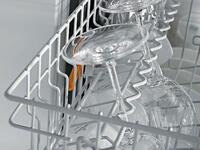 Height-adjustable Glassware Rail In Upper Basket