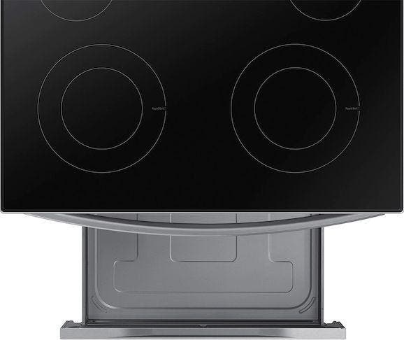 Samsung NE63A6311SG Extra Space For Your Cookware