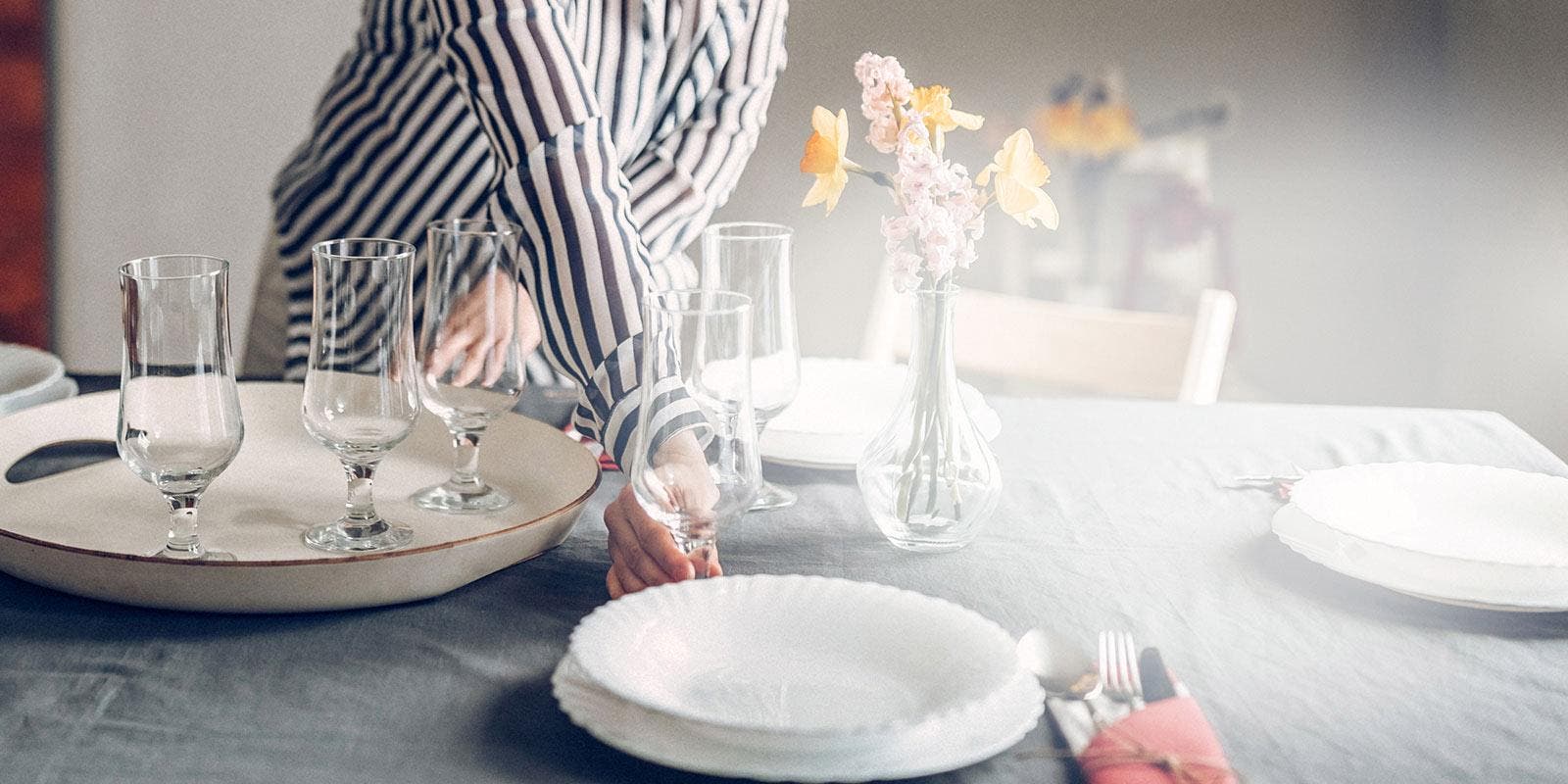 LG LDFN4542W Beautiful Tables Start With Beautiful Dishes