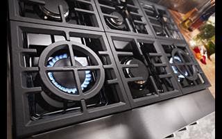 KitchenAid KCGC506JSS Two 20,000 Btu Ultra Power Dual-flame Burners