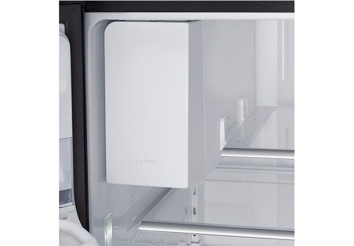 Samsung RF25HMIDBSR Ice Max™ Ensures You Have All The Ice You Need