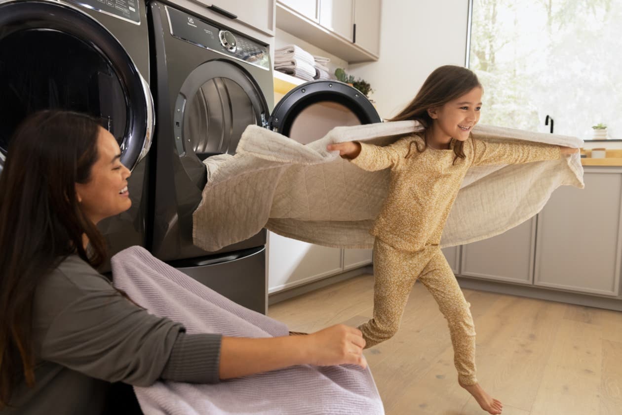 Electrolux ELFE7637BT Get A More Precise Dry With Our Luxcare® Dry System