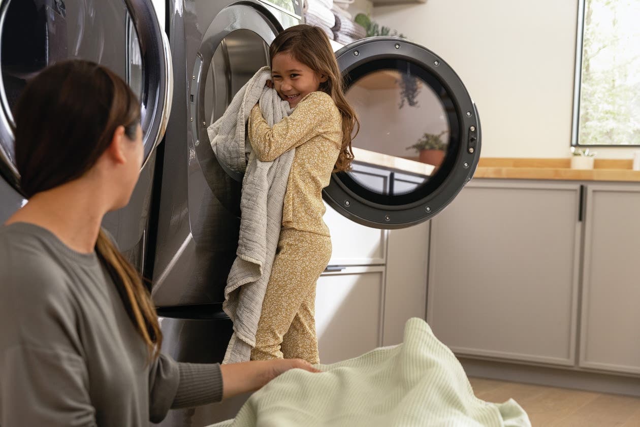 Electrolux ELFE7637BT Predictive Dry™ More Accurately Predicts Dry Times