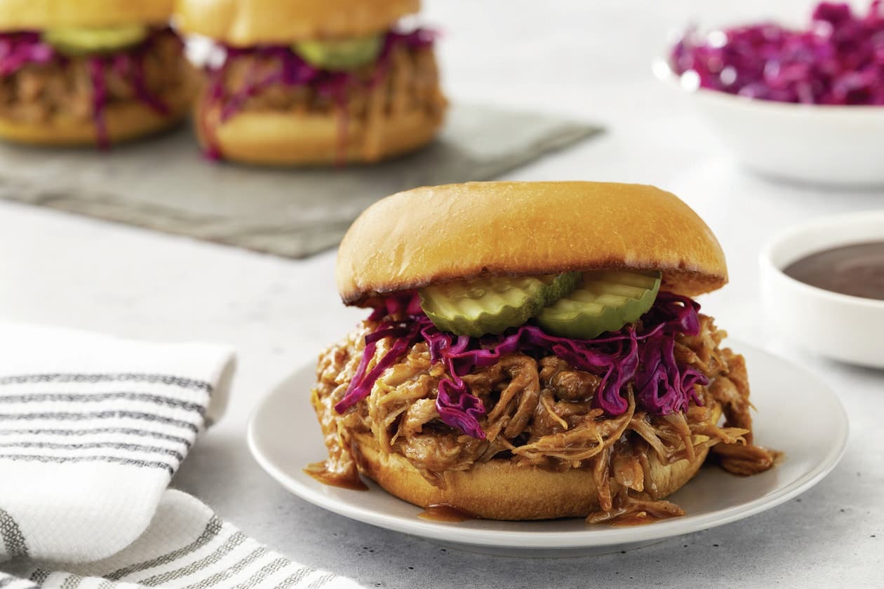 Frigidaire GCWM3067AF Experience A Hassle-free Way To Cook With Slow Cook