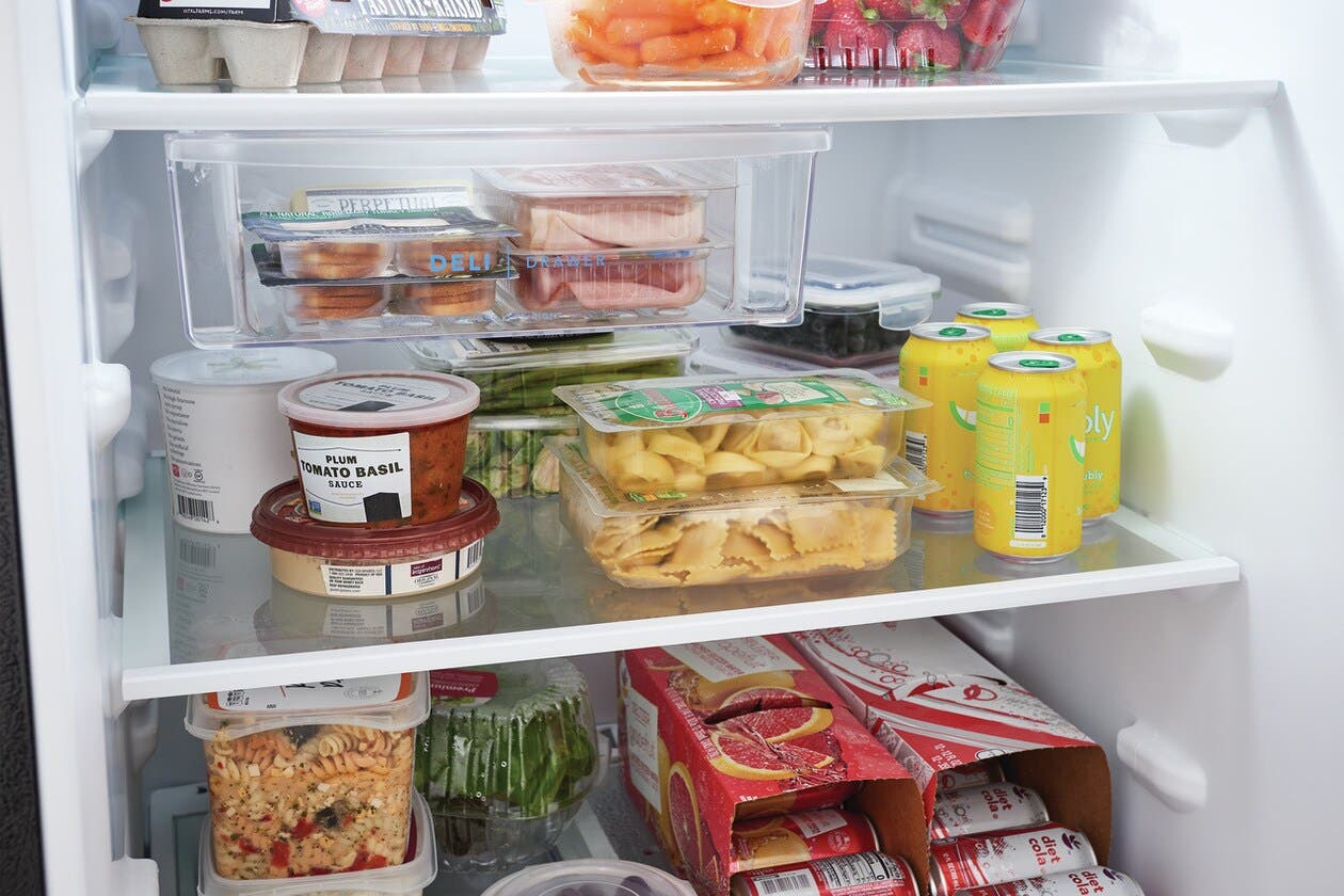 Frigidaire FRTD2021AS Spacious Interior Storage