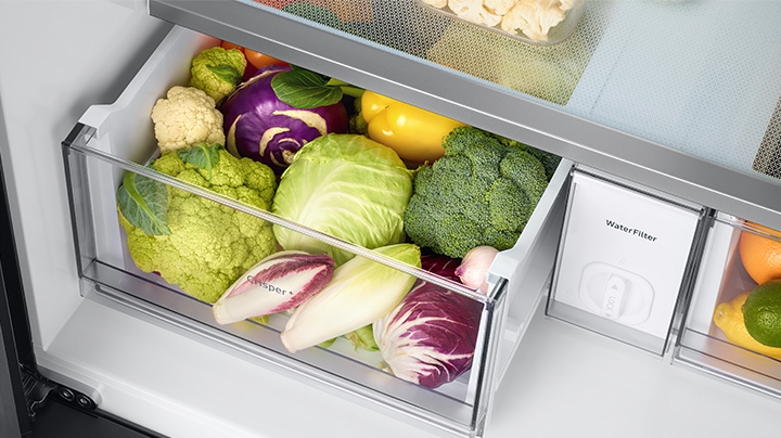 Samsung RF30BB6200QL Keep Your Fruits and Vegetables Fresh