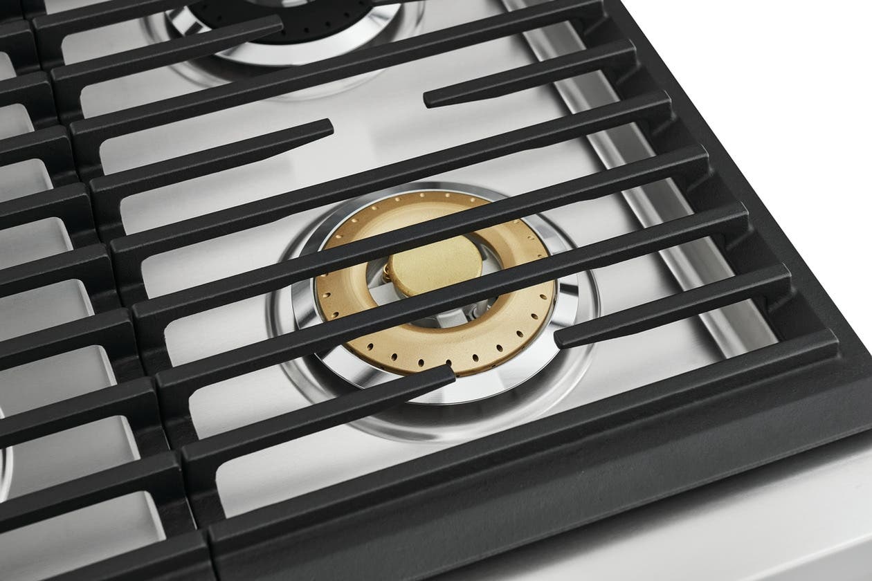 Electrolux ECFG3668AS Two Brass Power Burners