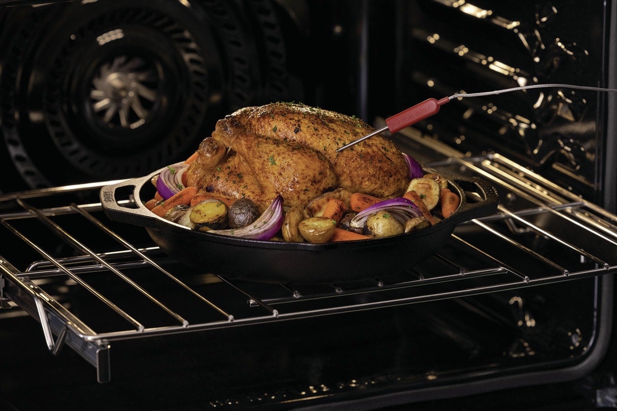 Take The Guesswork Out Of Cooking With The Temperature Probe 	