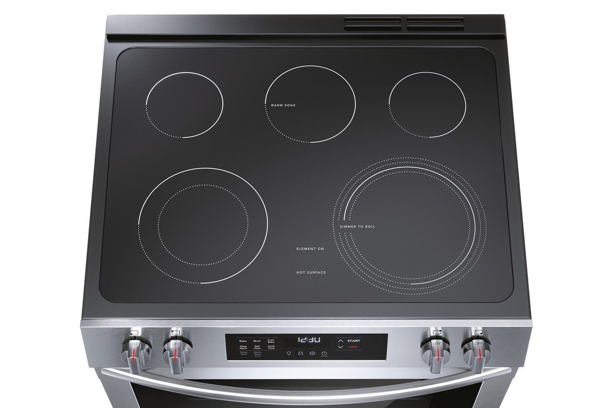 Frigidaire FCFE3083AS Flexible Five Element Cooktop