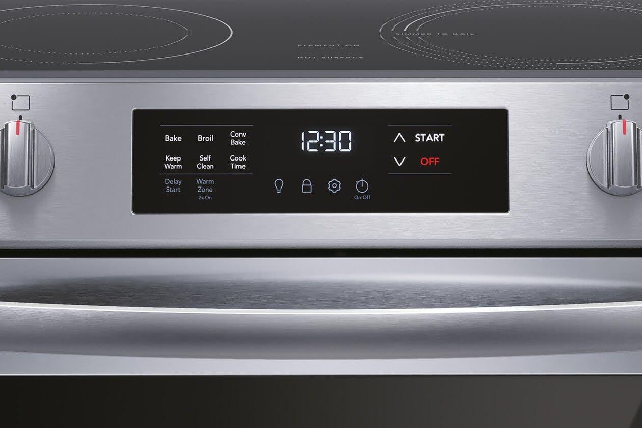 Frigidaire FCFE3083AS One-touch Self Clean