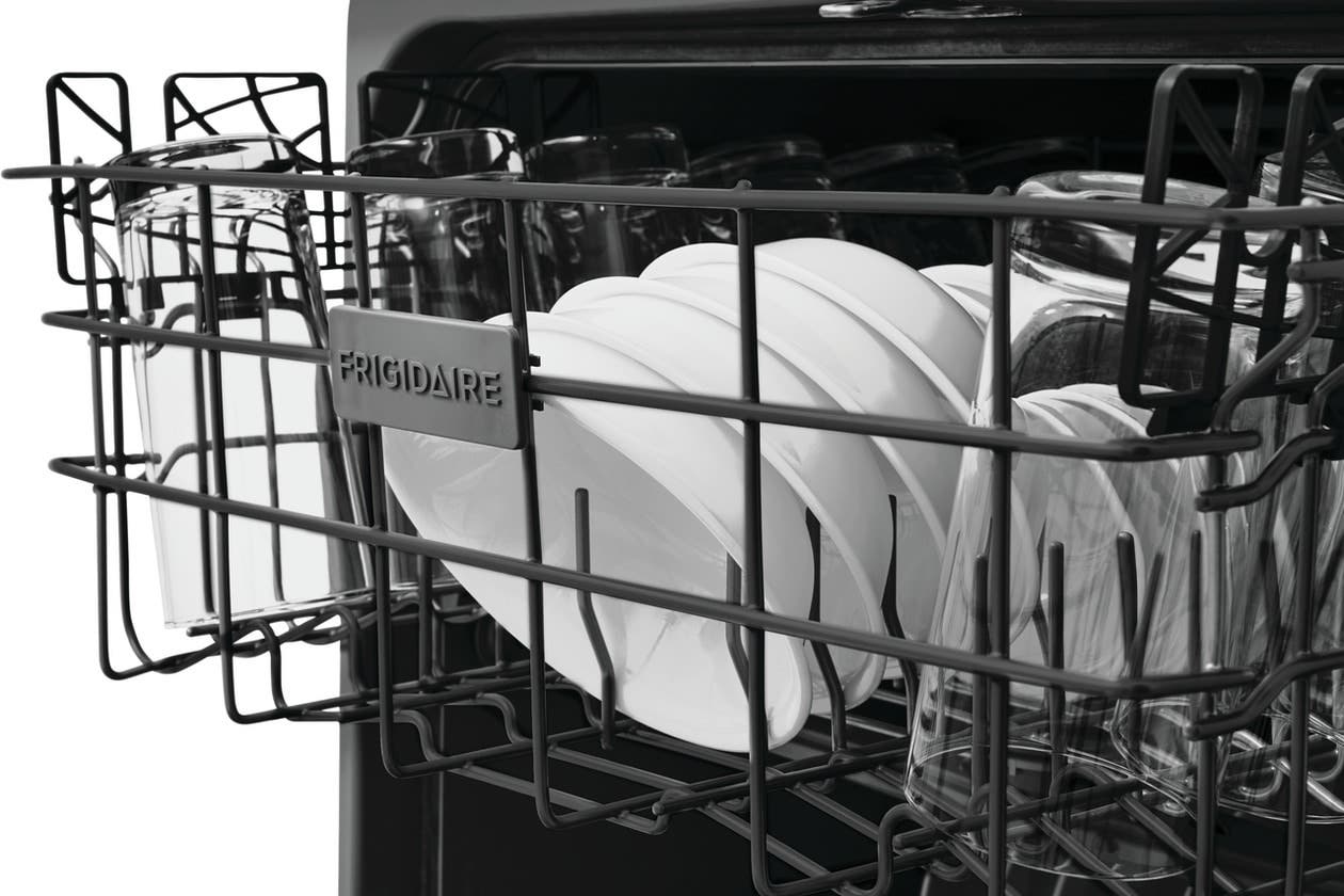 Frigidaire FDPH4316AD Enhanced Drying Results With Maxdry™
