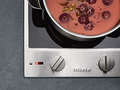 Miele CS1112E240V Keeping Warm Function