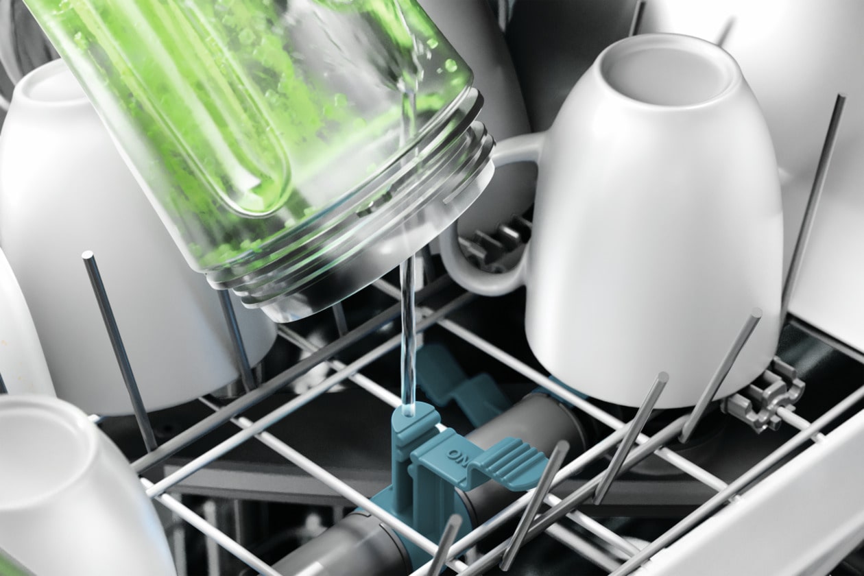 Frigidaire GDSH4715AD Cleans Hard-to-reach Spots