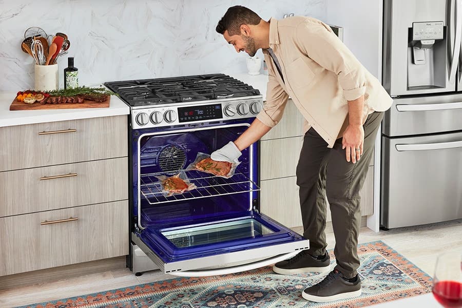 LG LSIL6336F Seal In Restaurant-quality Results With Air Sous Vide