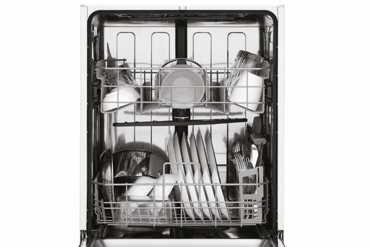 Frigidaire FDSP4401AS Cleans 12 Place Settings