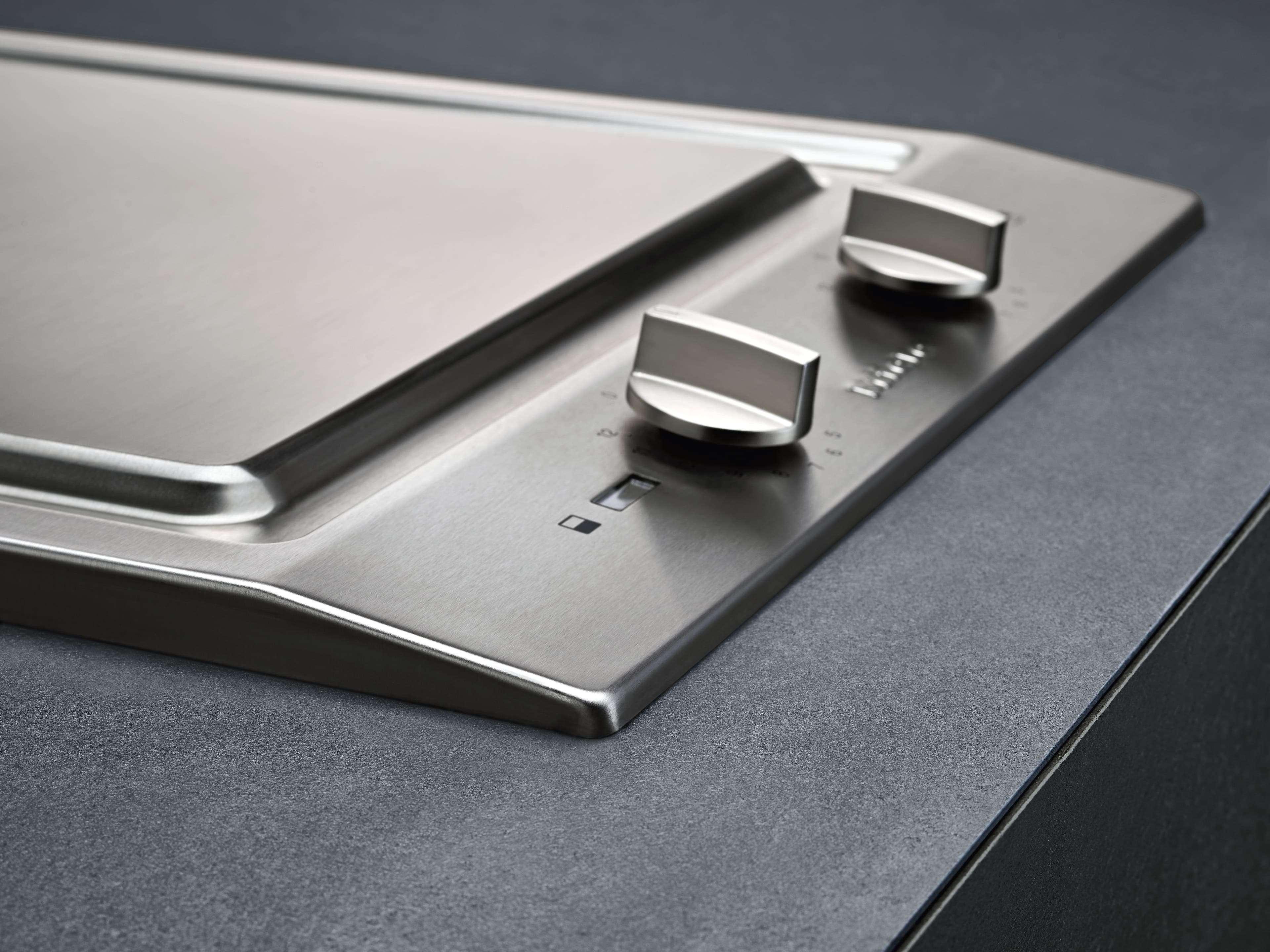 Miele CS10111G Inclined Control Panel