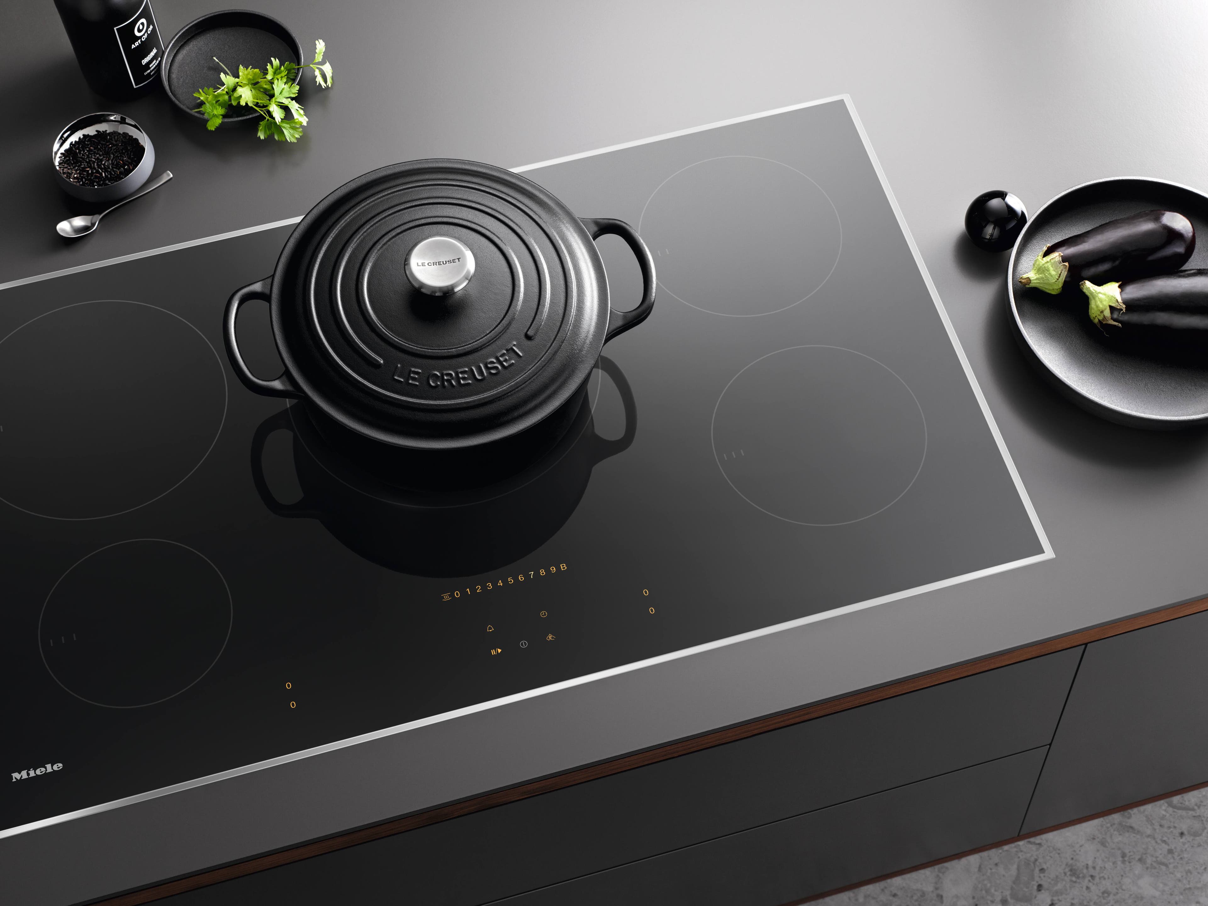 Miele KM7775FL 42 Inch Framelss Induction Cooktop : Black