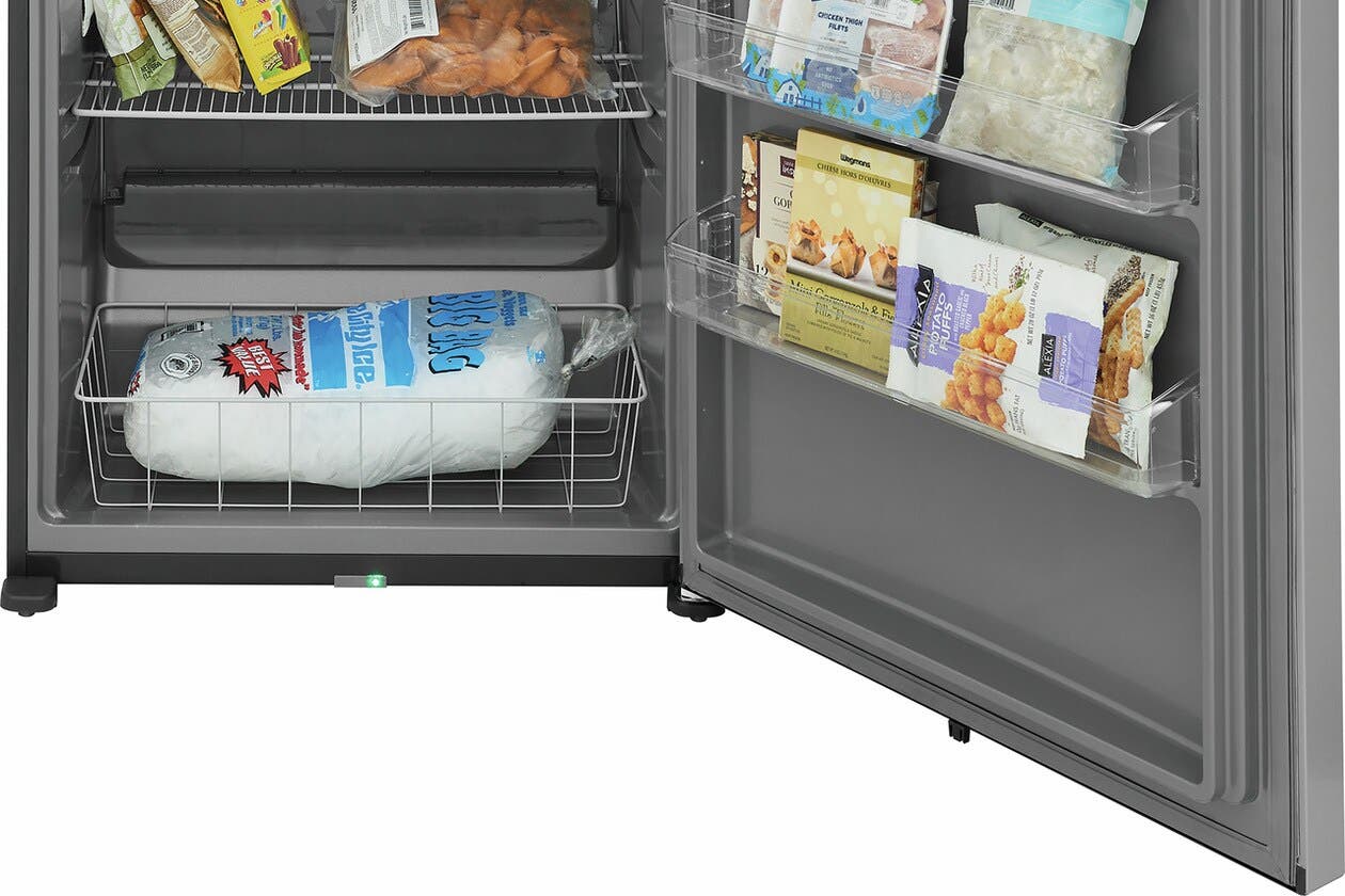 Frigidaire FFUE0725AW Door Ajar And High Temp Alarm