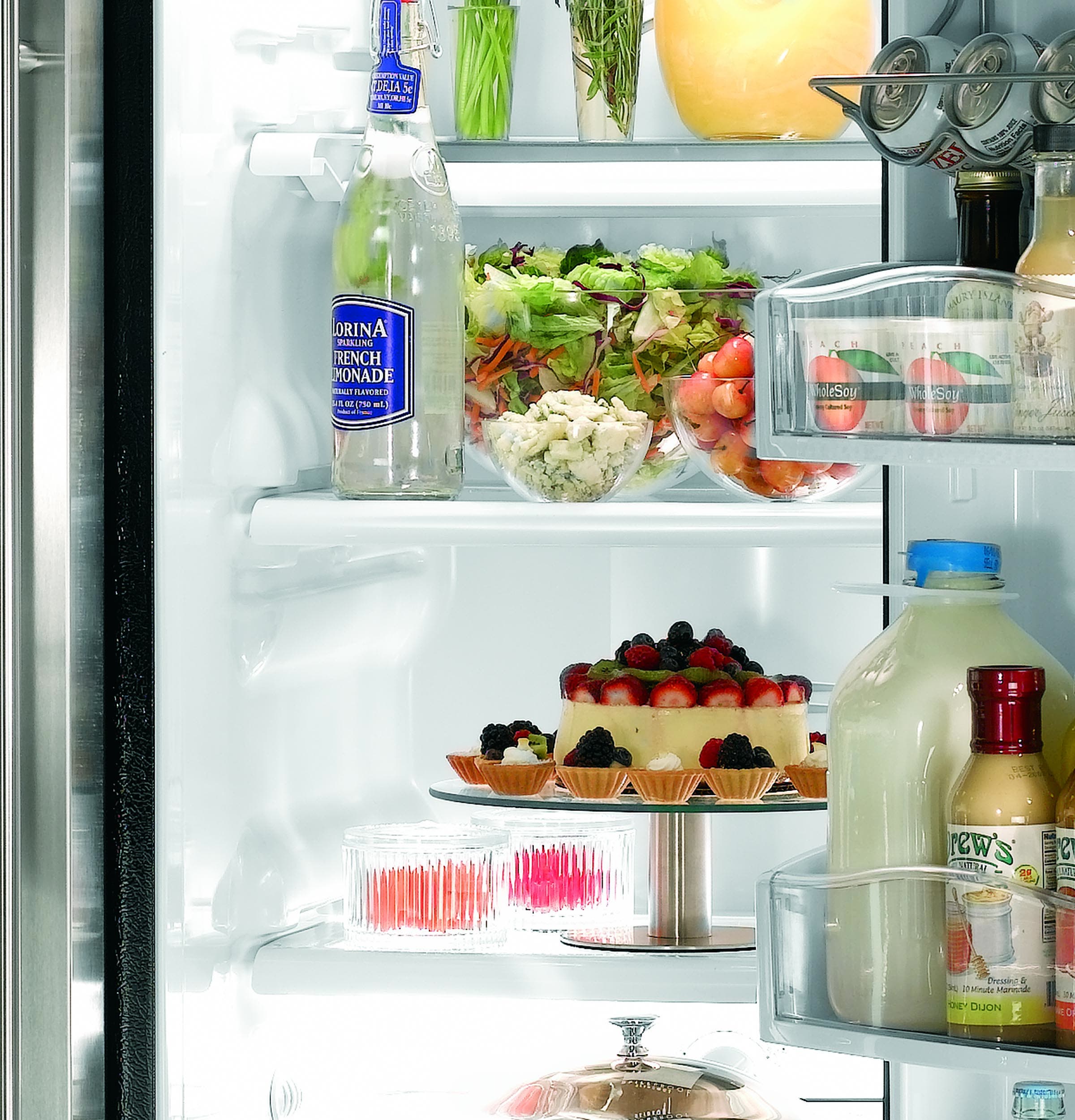 GE PSDF5RGXBB Adjustable Slide-out, Spillproof Glass Shelves