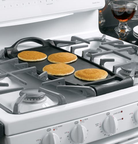 GE JGBP88WELWW Non-stick Griddle