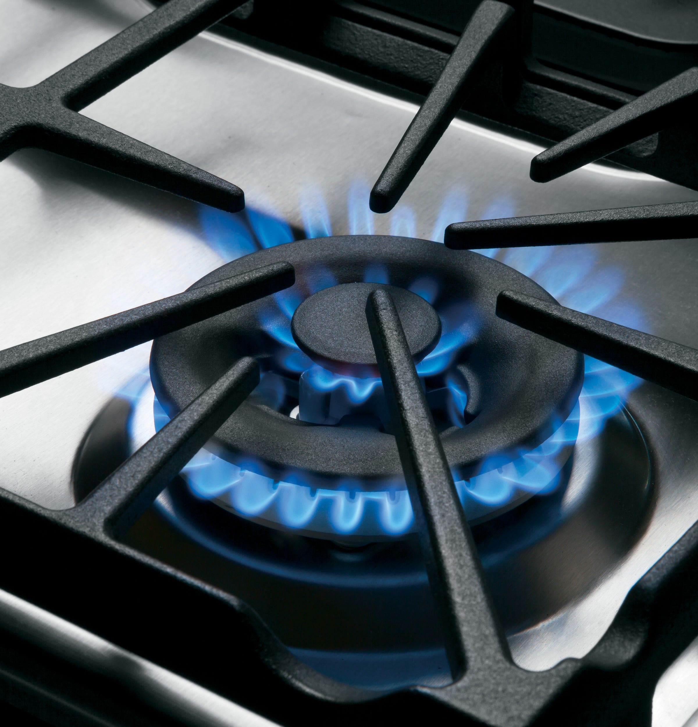 GE PGP959SETSS 20,000 Btu Tri-ring Burner