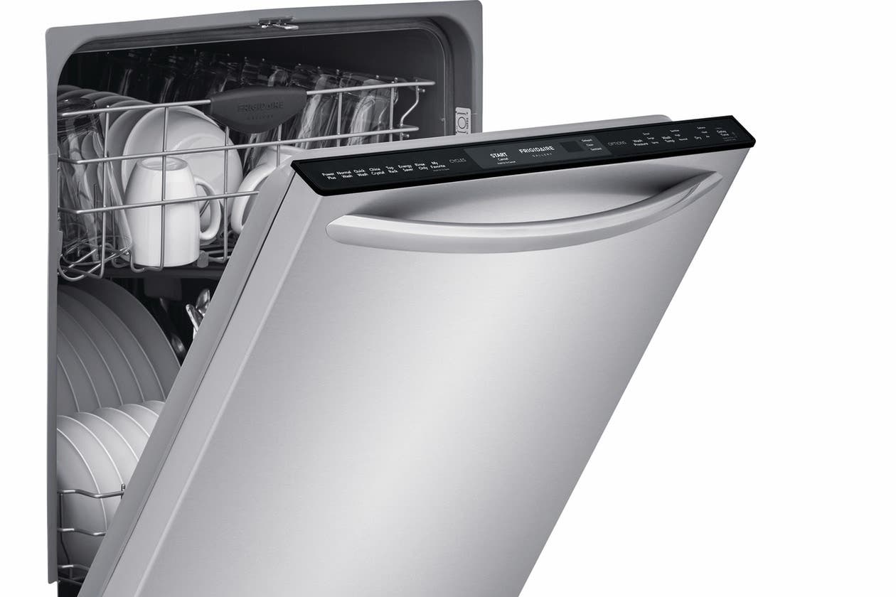 Frigidaire FGCD2444SW 34-minute Quick Clean