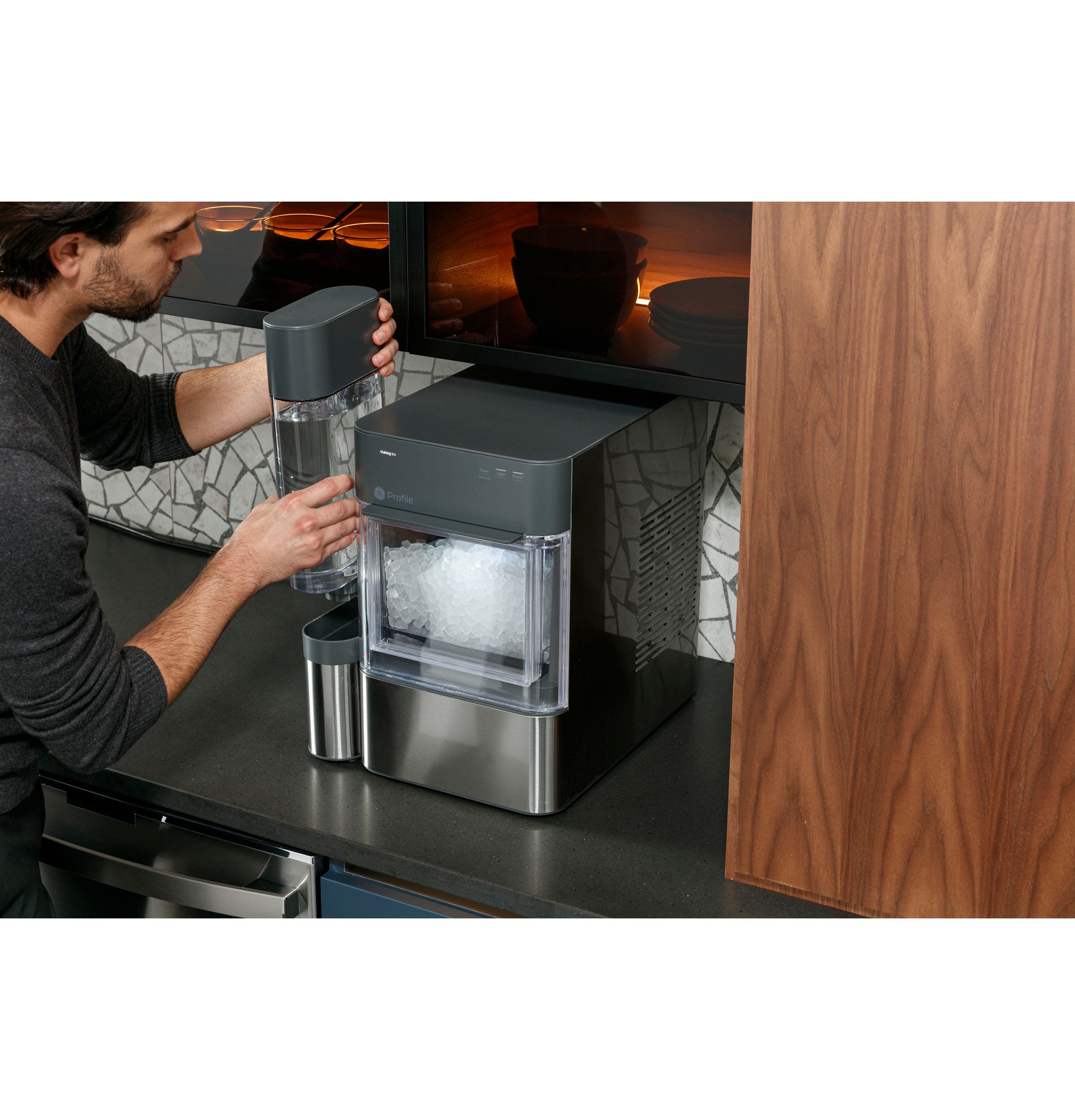 GE P4AAKASSPSS .75-gallon Side Tank