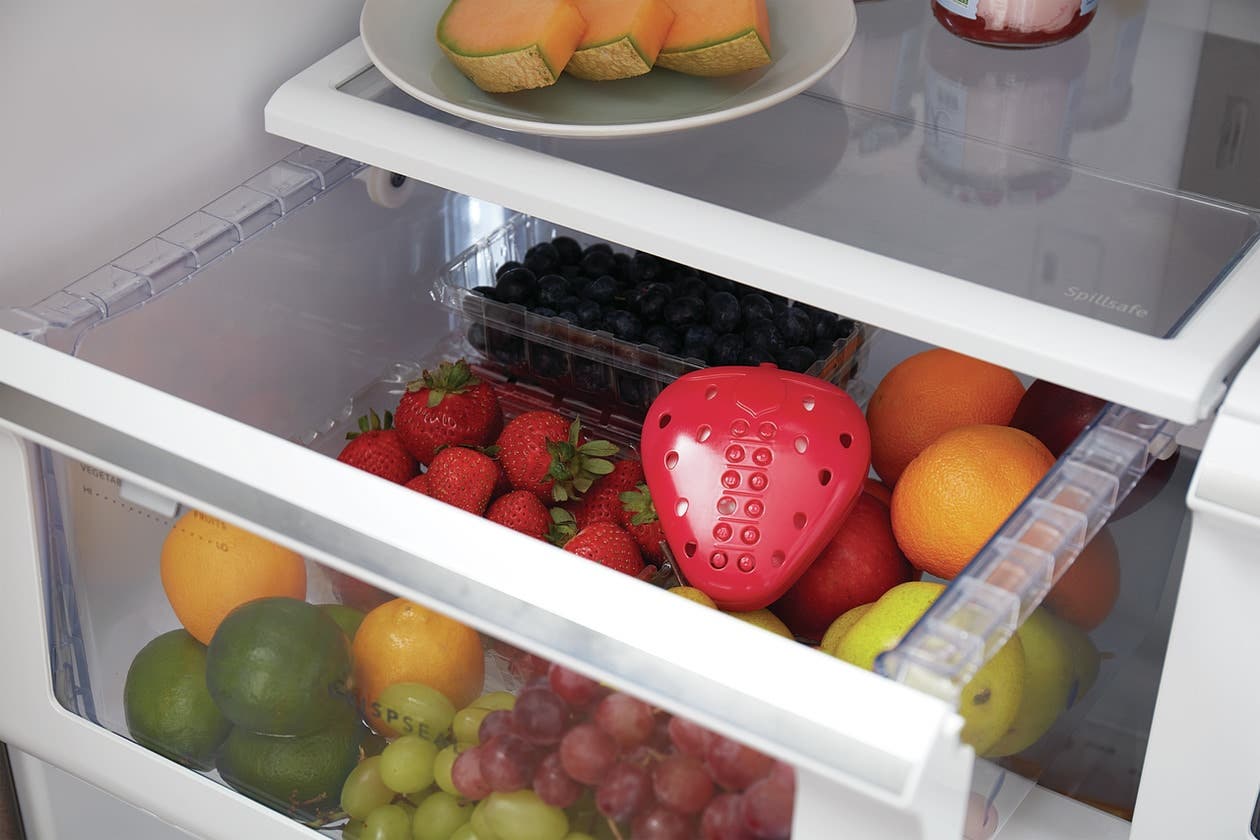 Frigidaire FRUFVS Reduces Food Waste & Saves Money