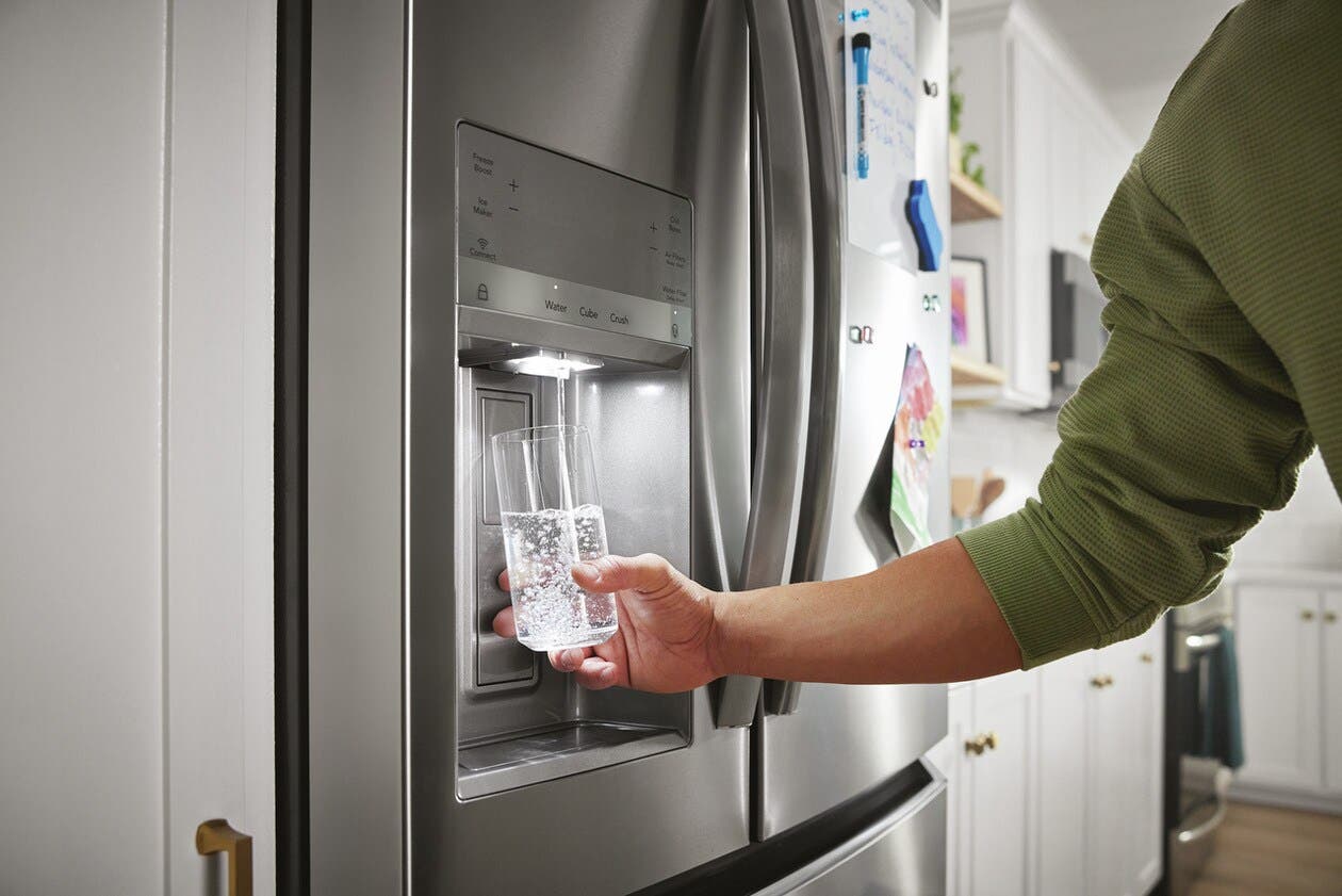 Frigidaire FRIGCOMBO5 Replace Filters With Ease