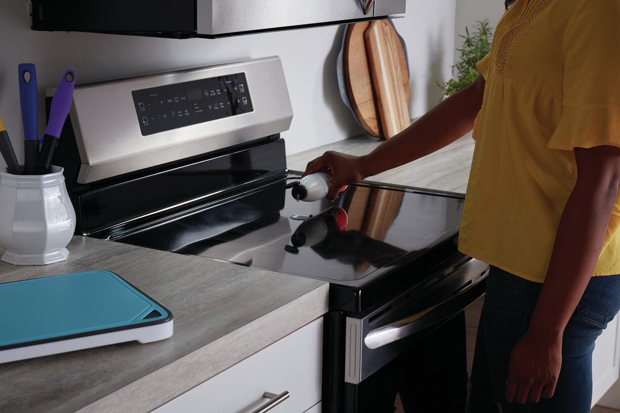 Frigidaire 5304508690 Protects & Polishes