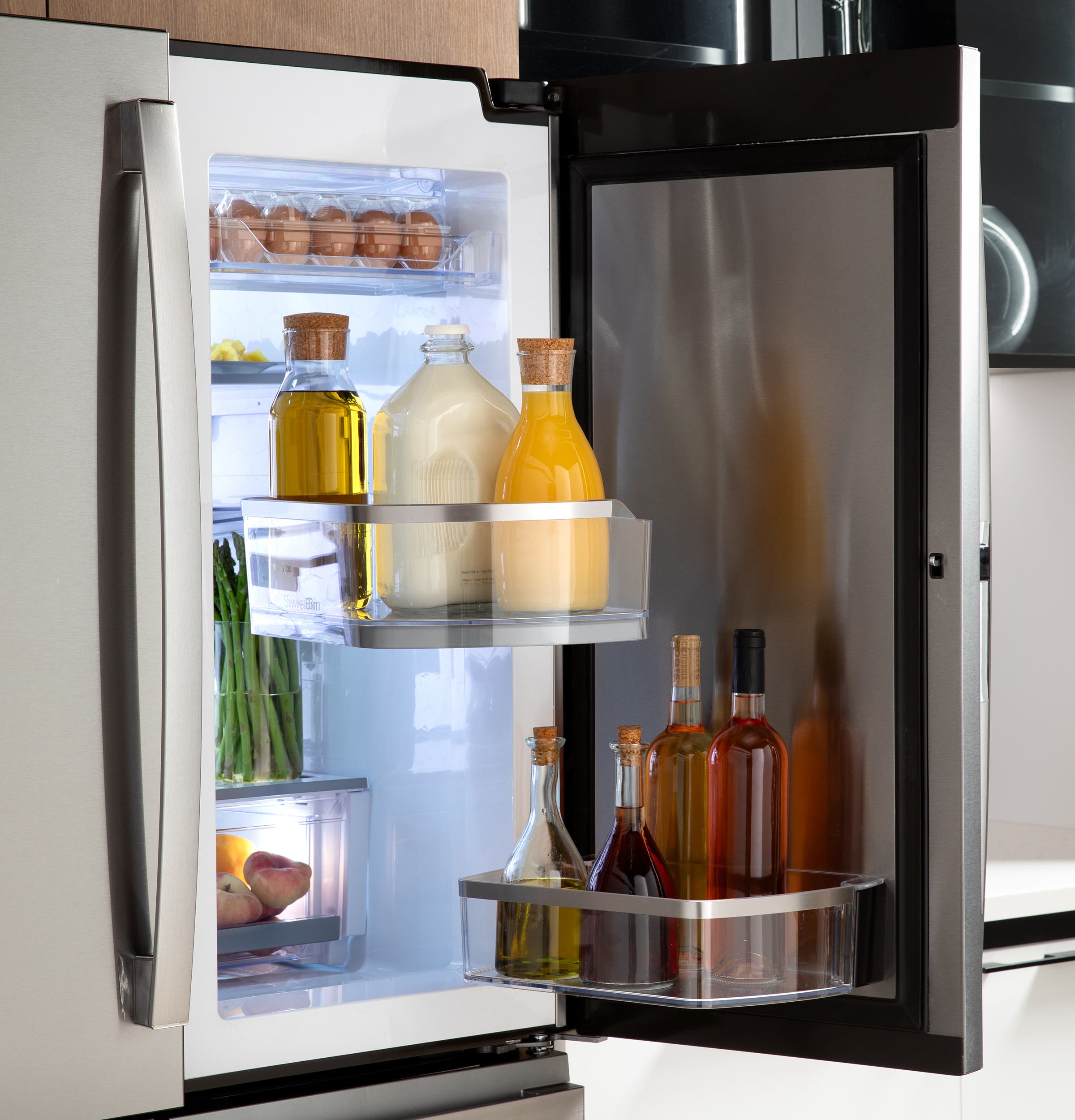 GE PHD23BYWFS Door-in-door Storage